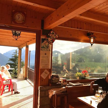 Hotel Rifugio Stella Alpina Saviore dell'Adamello Esterno foto
