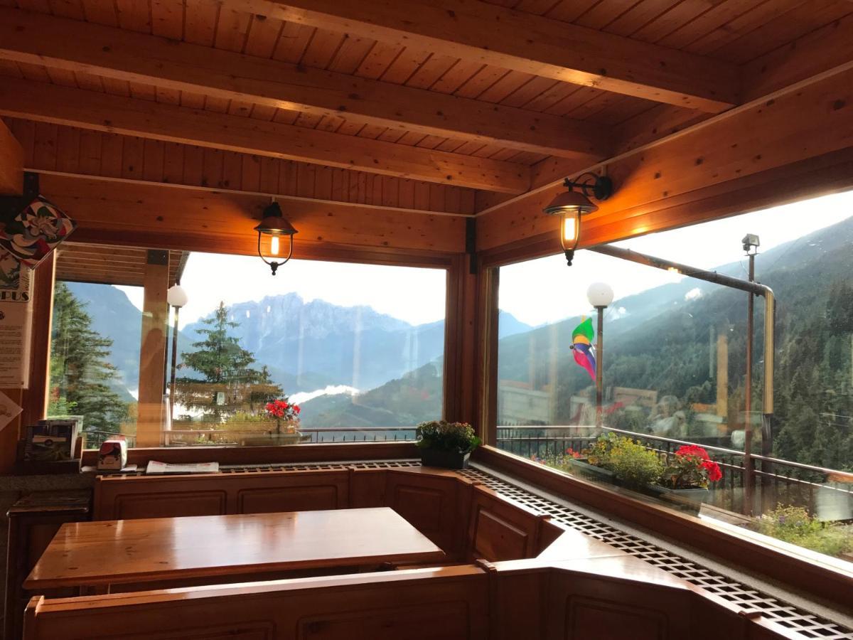 Hotel Rifugio Stella Alpina Saviore dell'Adamello Esterno foto