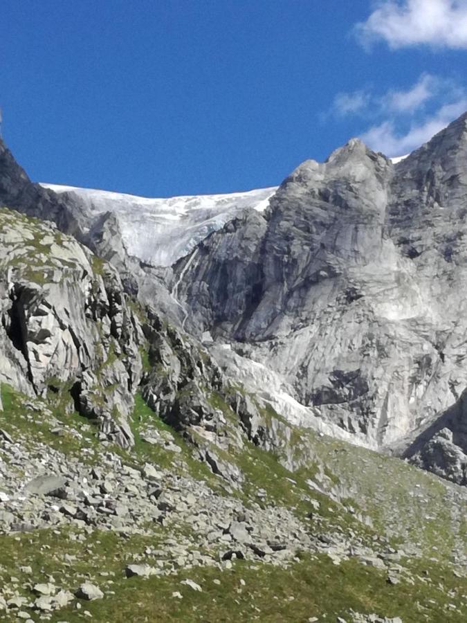 Hotel Rifugio Stella Alpina Saviore dell'Adamello Esterno foto